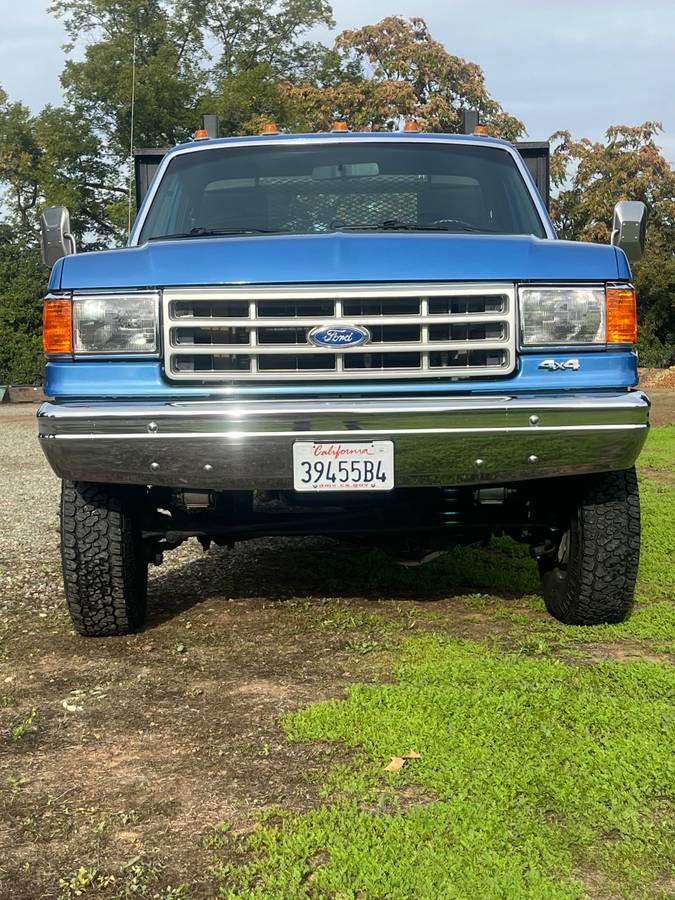 Ford-f-350-4x4-1989-blue
