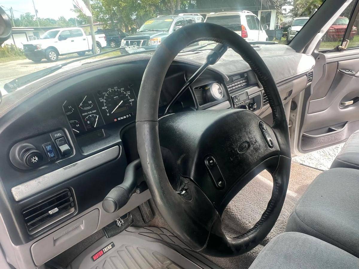 Ford-f-350-diesel-1995-white-17