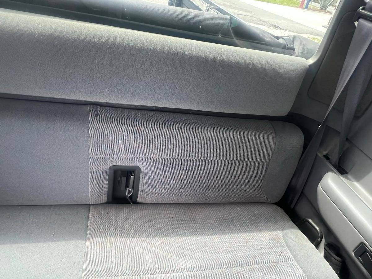 Ford-f-350-diesel-1995-white-21