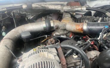 Ford-f-350-diesel-1995-white-23