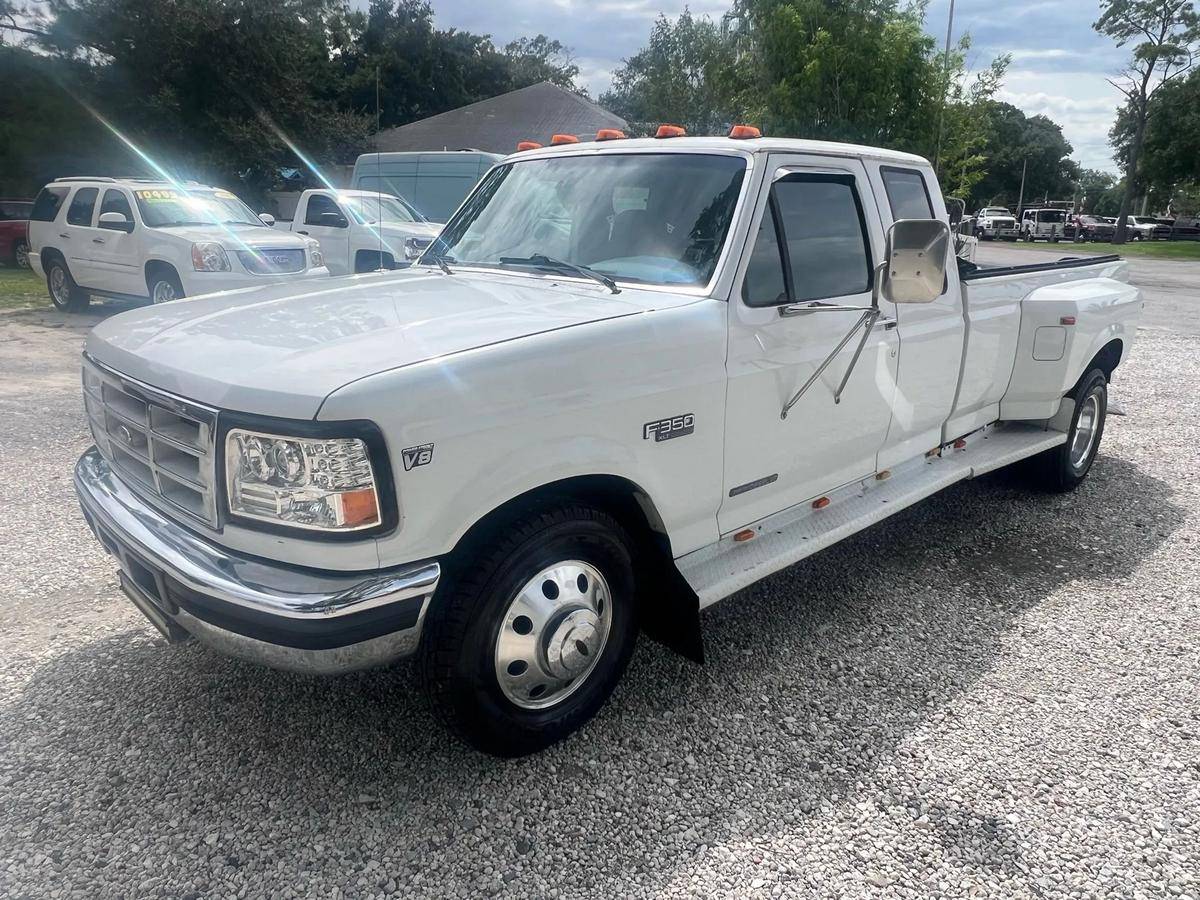 Ford-f-350-diesel-1995-white