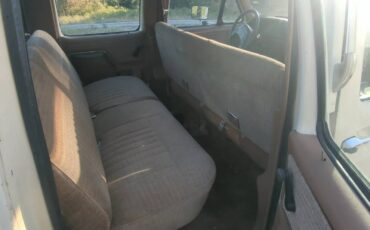 Ford-f-350-lariat-1985-white-4