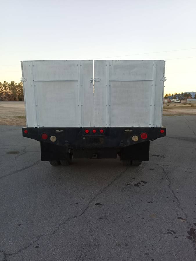 Ford-f-super-duty-diesel-1990-white-12