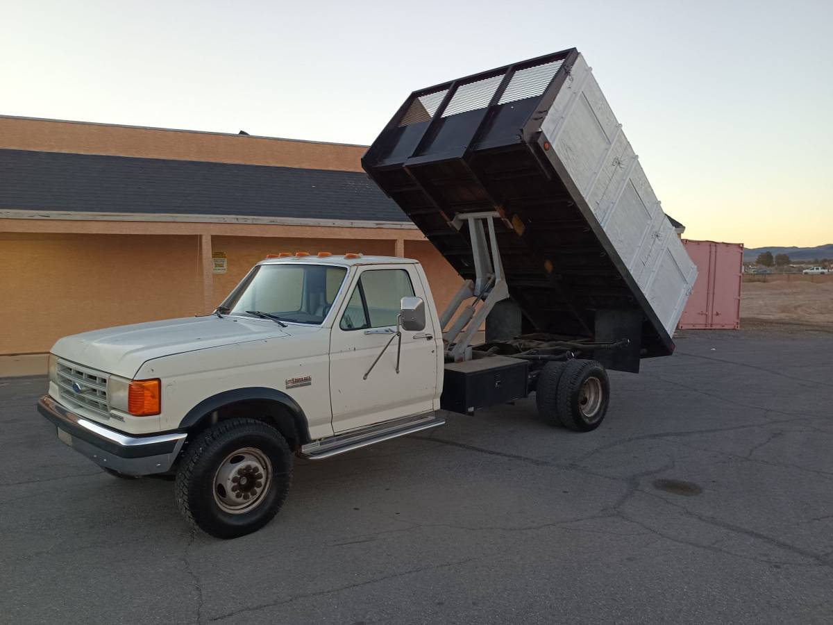 Ford-f-super-duty-diesel-1990-white-14