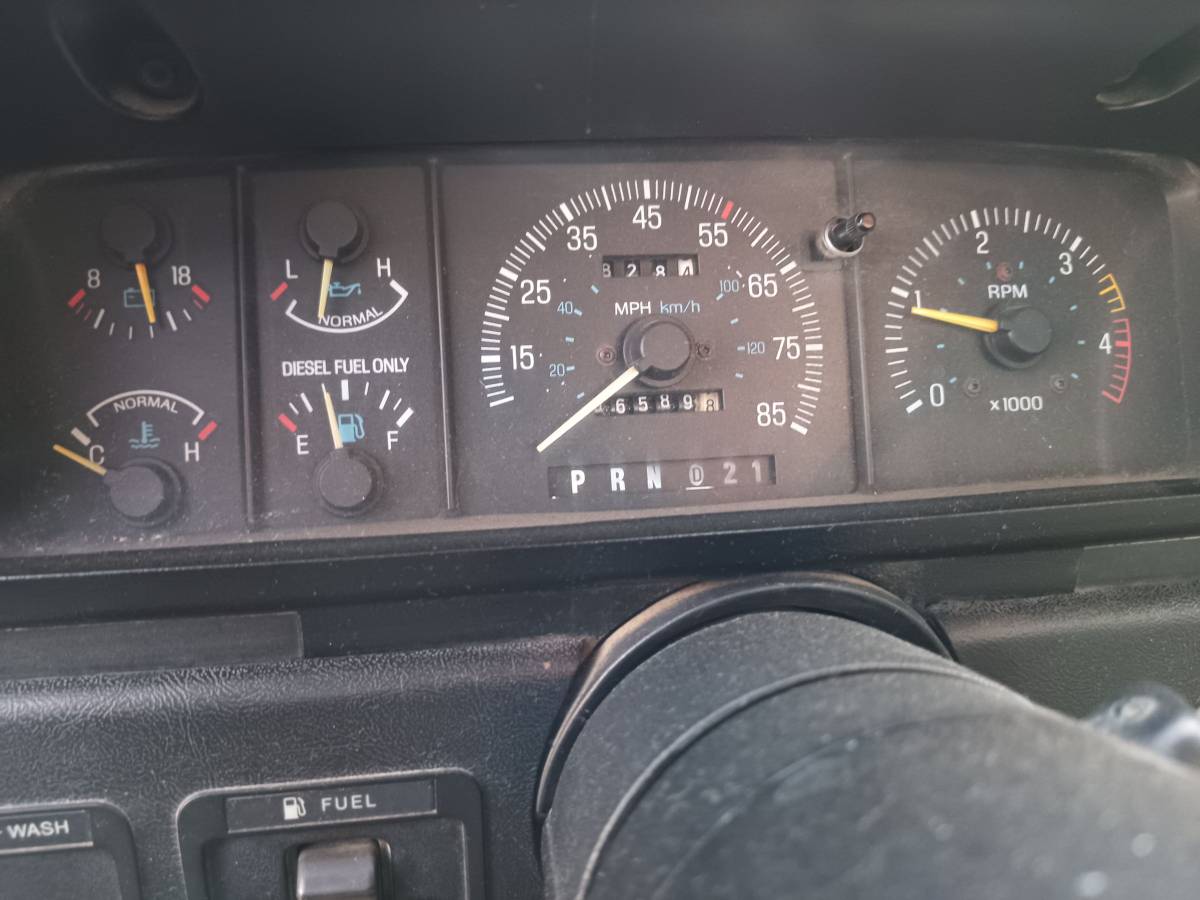 Ford-f-super-duty-diesel-1990-white-4