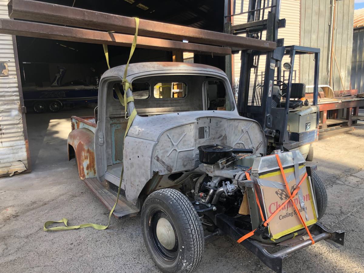 Ford-f1-1948-black-14