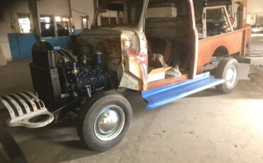 Ford-f1-1948-black-4