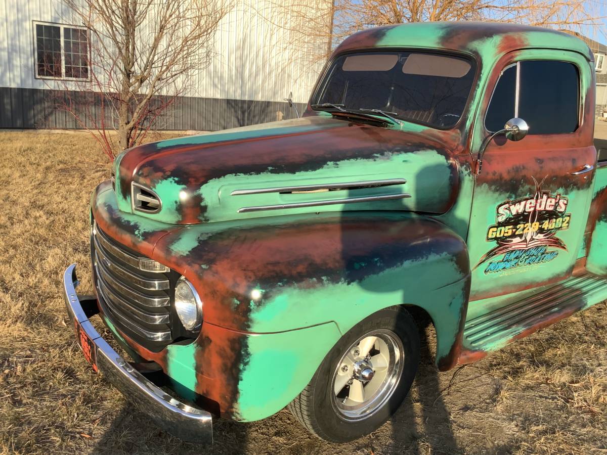 Ford-f1-1952-custom-1