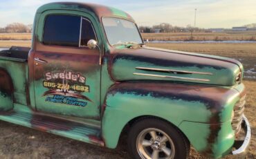 Ford-f1-1952-custom-13