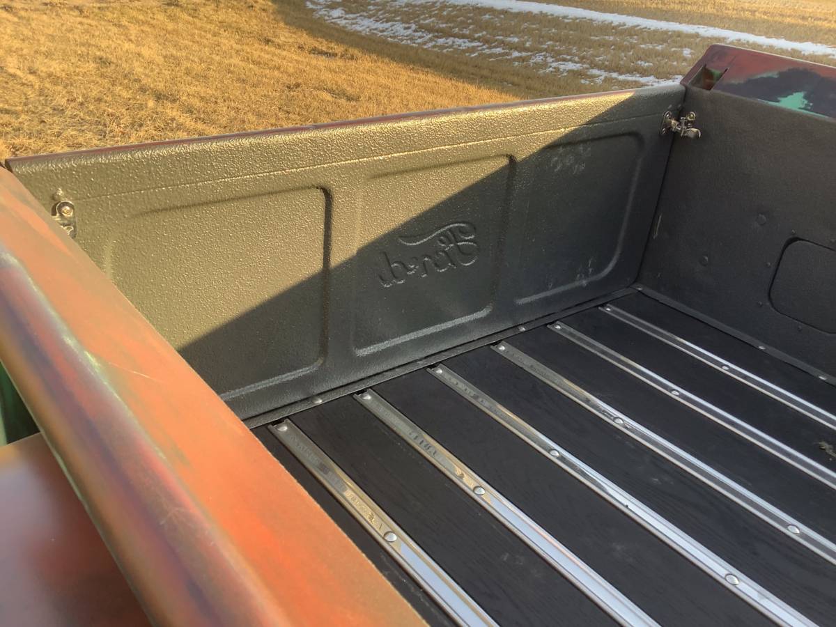 Ford-f1-1952-custom-16