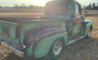 Ford-f1-1952-custom-18