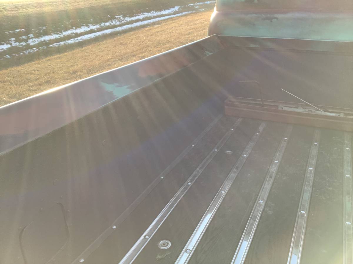 Ford-f1-1952-custom-4