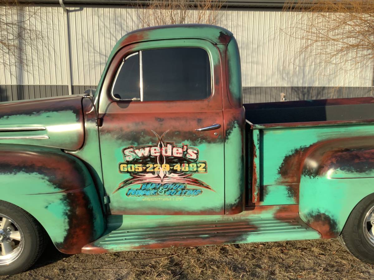 Ford-f1-1952-custom-7