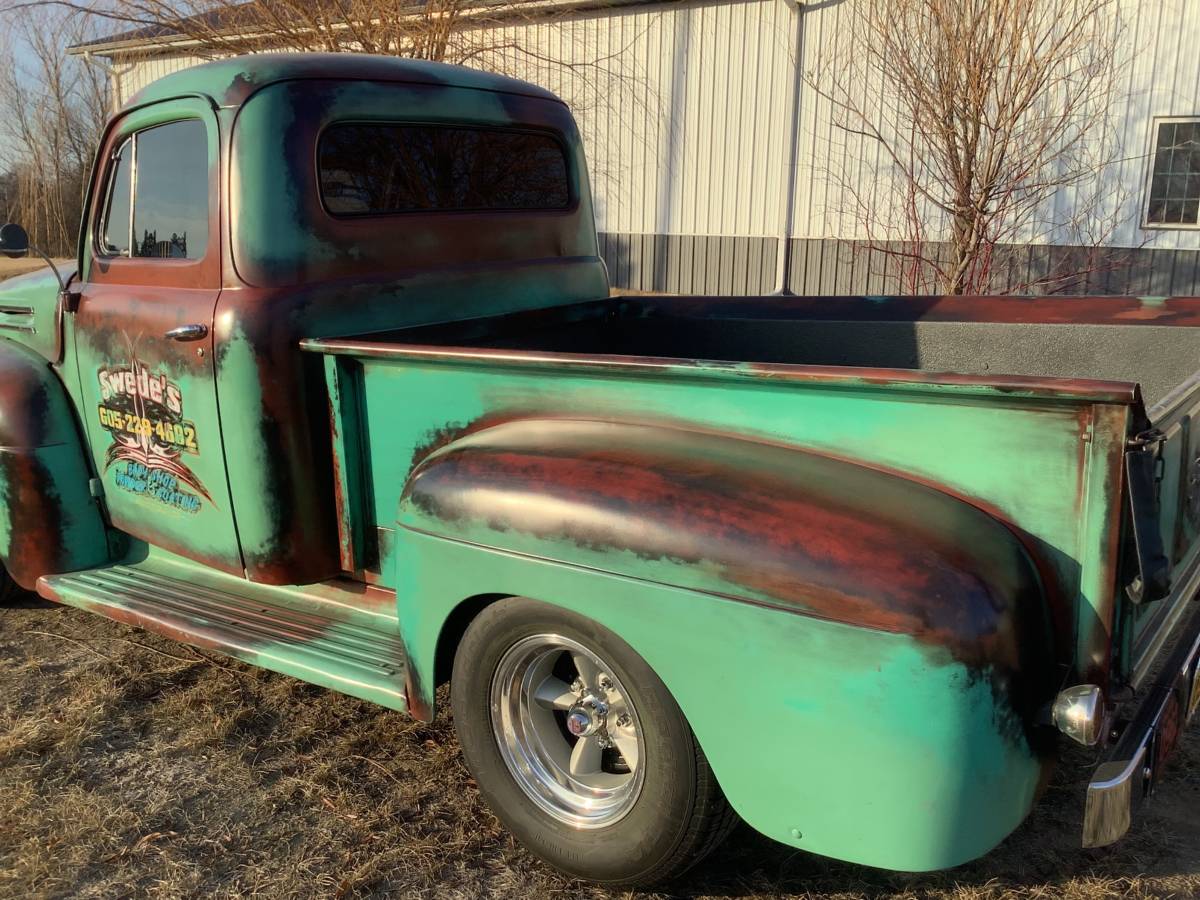 Ford-f1-1952-custom-9