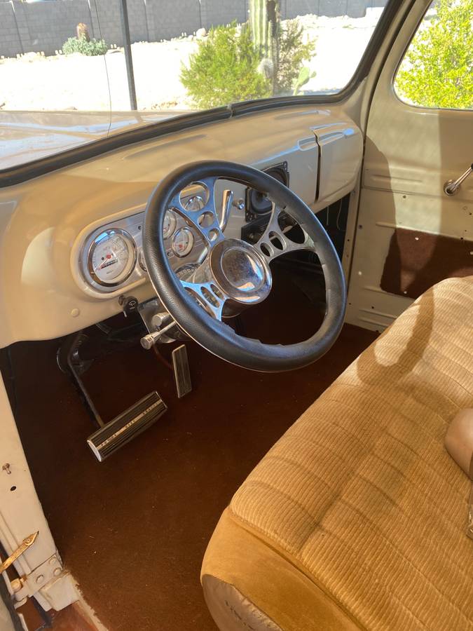 Ford-f1-pickup-1949-brown-4