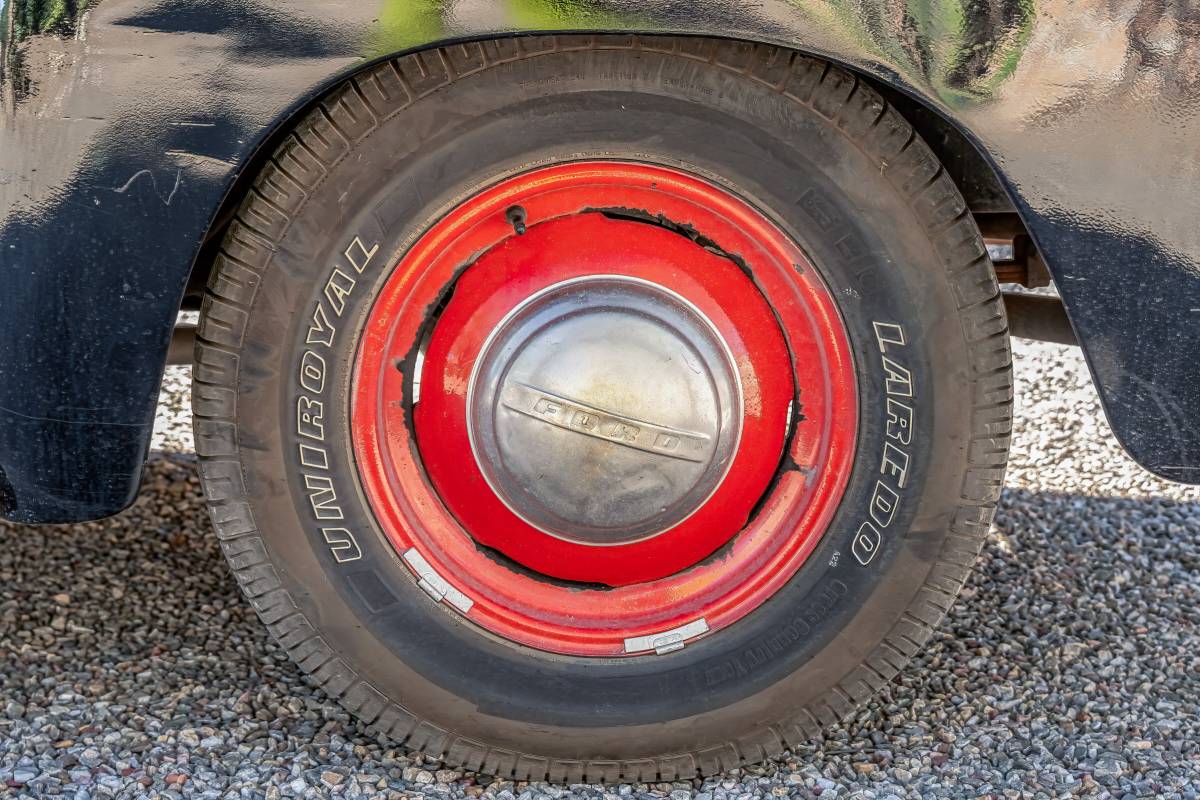 Ford-f100-1949-black-12