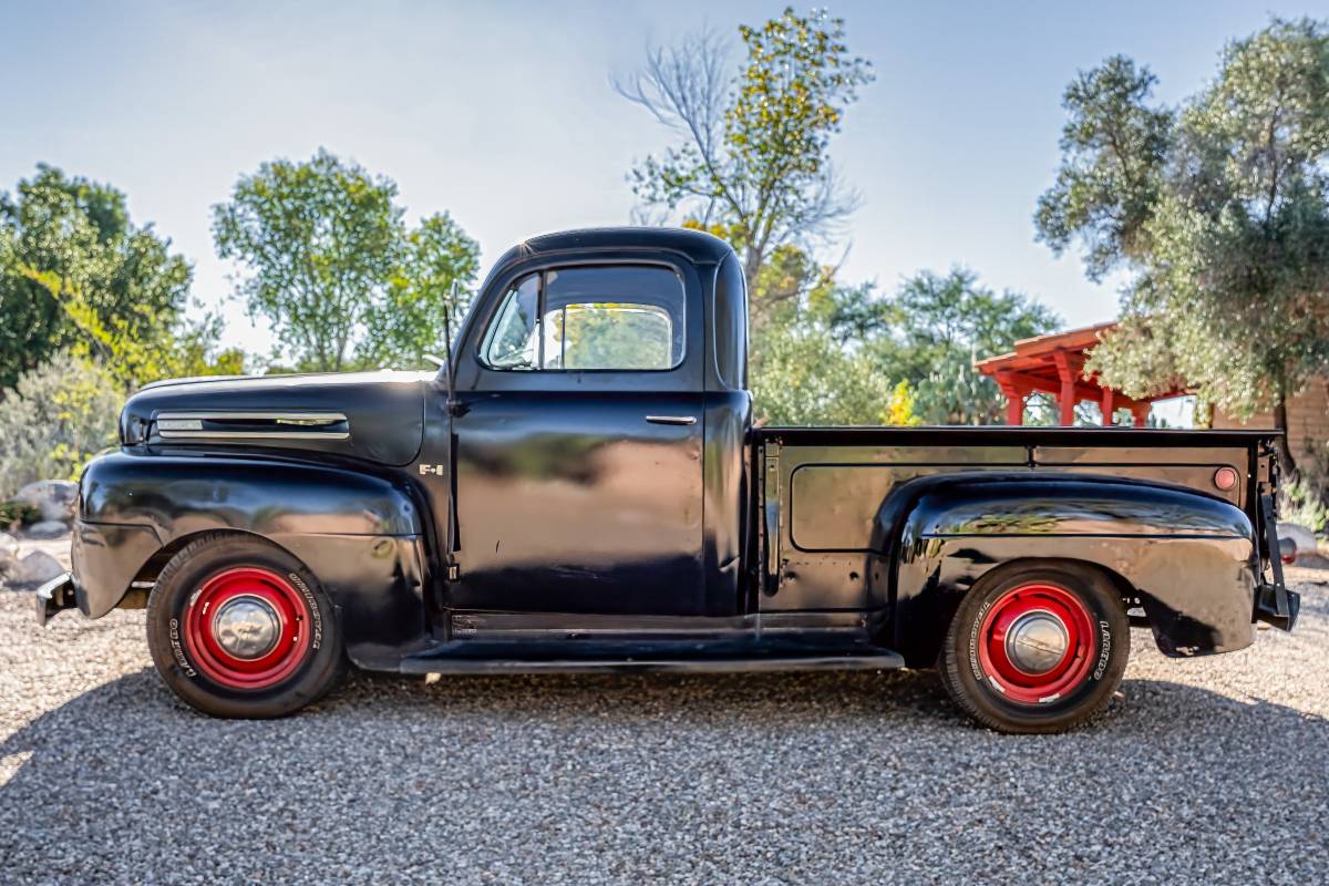 Ford-f100-1949-black-9