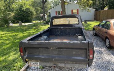 Ford-f100-1967-black-4