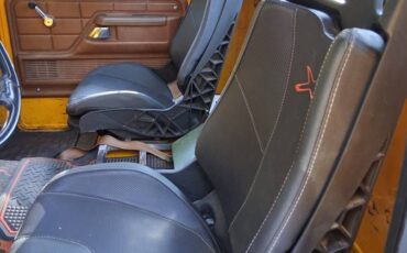 Ford-f100-4x4-1973-black-8