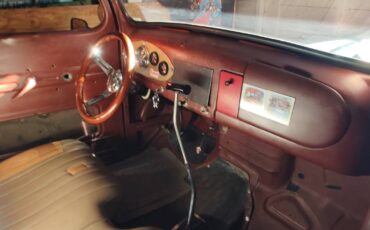 Ford-f100-custom-1950-24