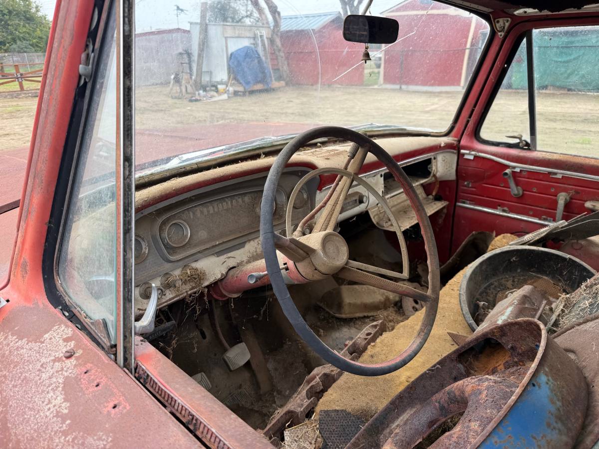 Ford-f100-custom-1965-red-4