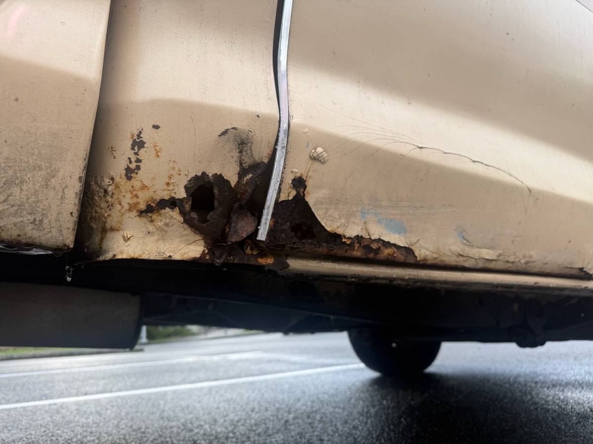 Ford-f100-custom-1976-yellow-11