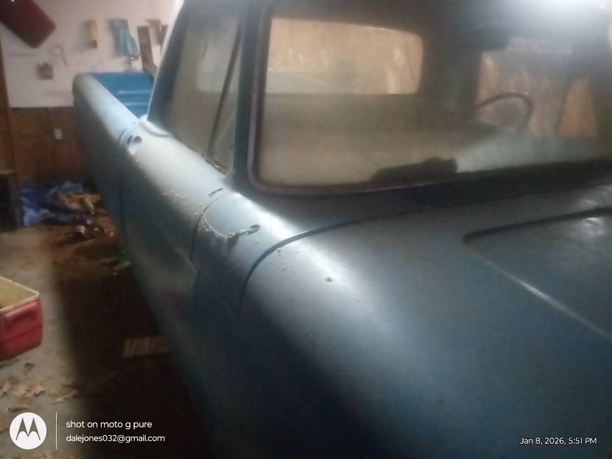 Ford-f100-custom-cab-1966-blue-2