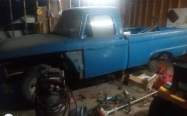 Ford-f100-custom-cab-1966-blue-7