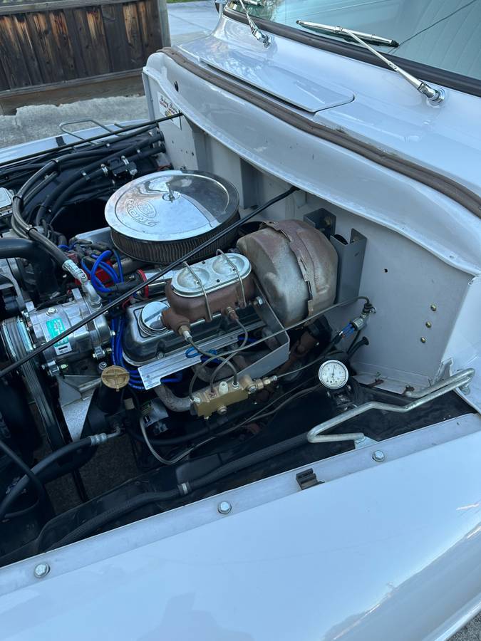 Ford-f100-pickup-1953-white-12