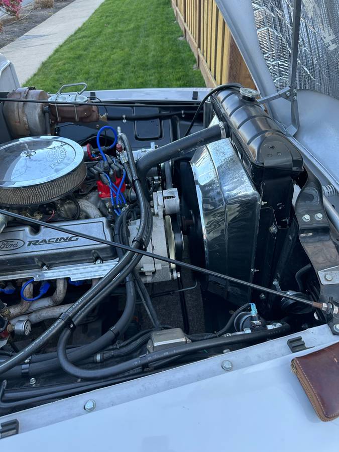 Ford-f100-pickup-1953-white-2