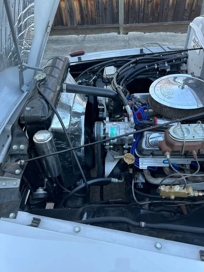 Ford-f100-pickup-1953-white-3