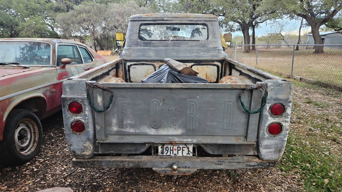 Ford-f100-pickup-1960-grey-2
