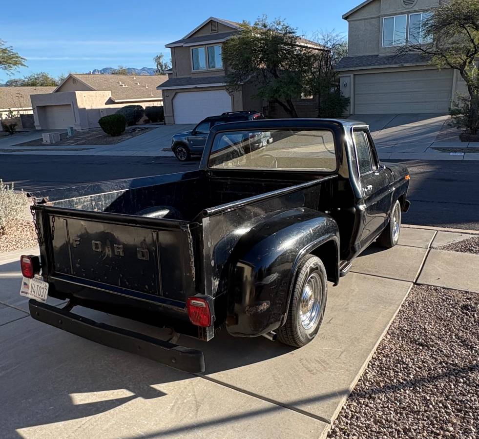 Ford-f100-pickup-stepside-1976-black-1