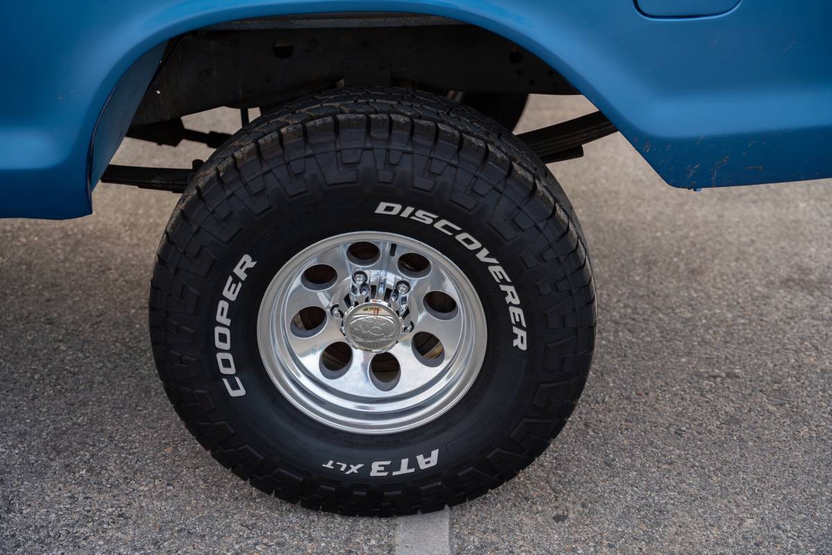 Ford-f150-1978-blue-7