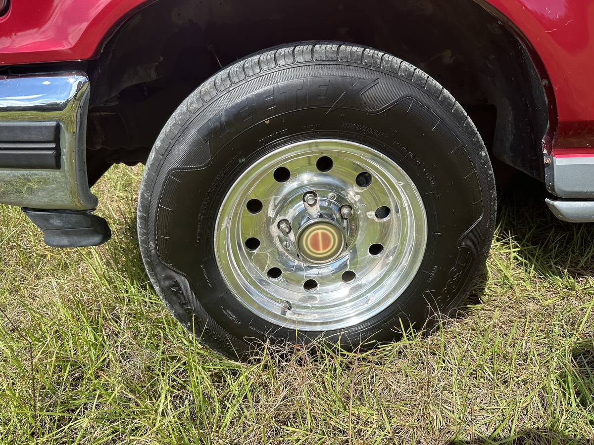 Ford-f150-flare-side-xlt-extended-cab-1994-red-1