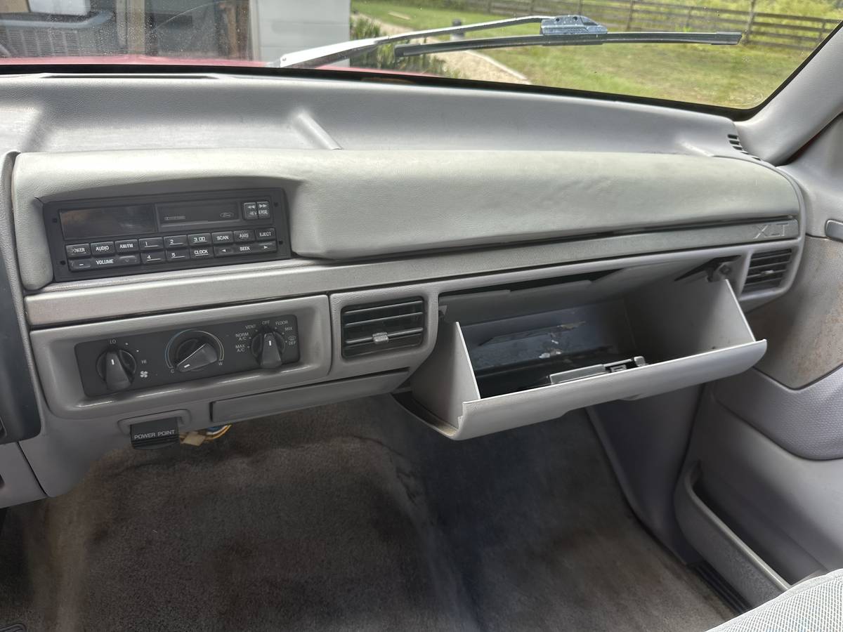 Ford-f150-flare-side-xlt-extended-cab-1994-red-15