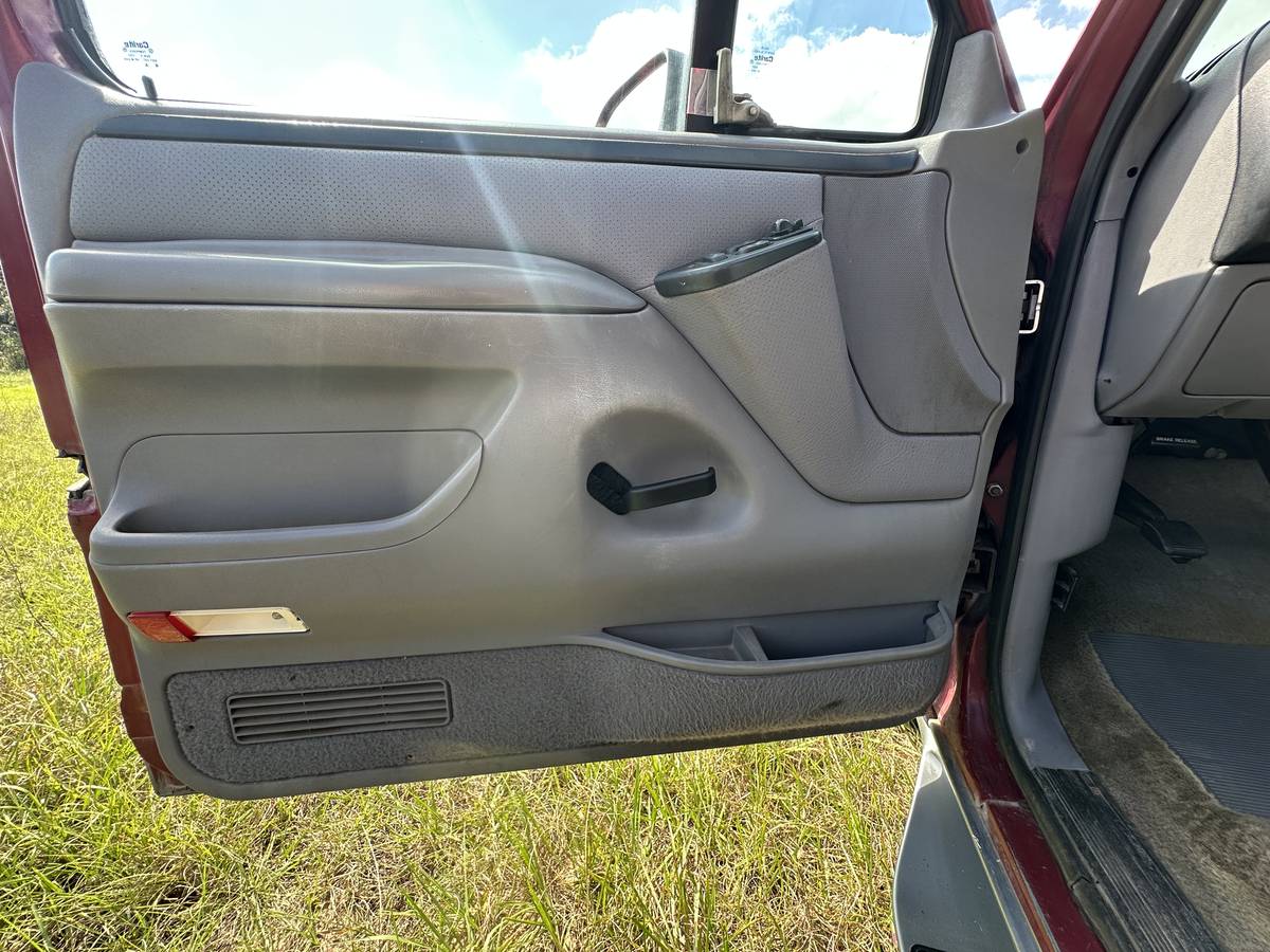 Ford-f150-flare-side-xlt-extended-cab-1994-red-21