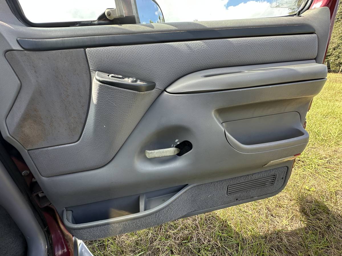 Ford-f150-flare-side-xlt-extended-cab-1994-red-22