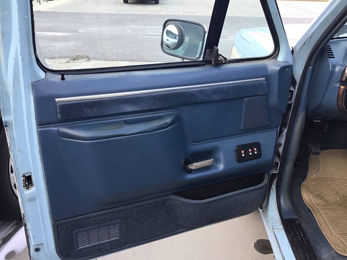 Ford-f150-xlt-1987-blue-9