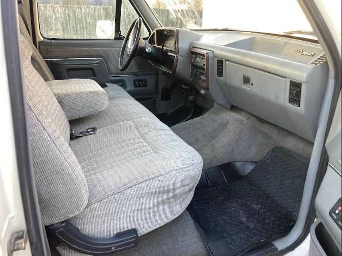 Ford-f15o-x-l-t-lariat-4x4-1988-white-19