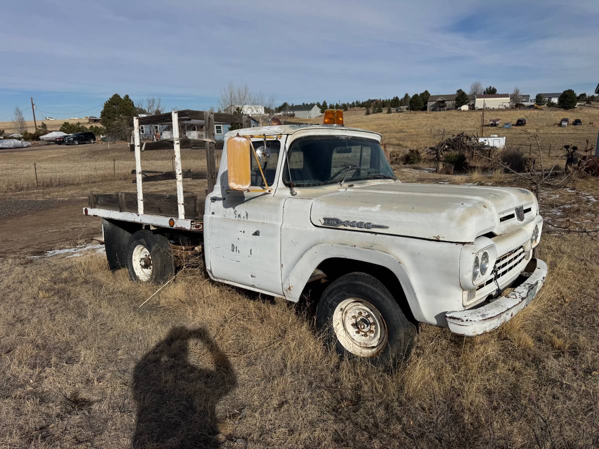 Ford-f250-1960-white-2