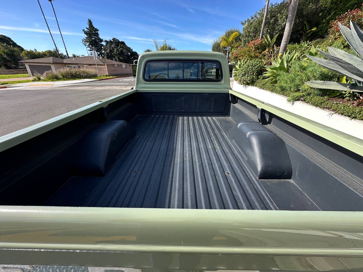 Ford-f250-1968-green-1