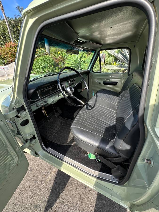 Ford-f250-1968-green-2