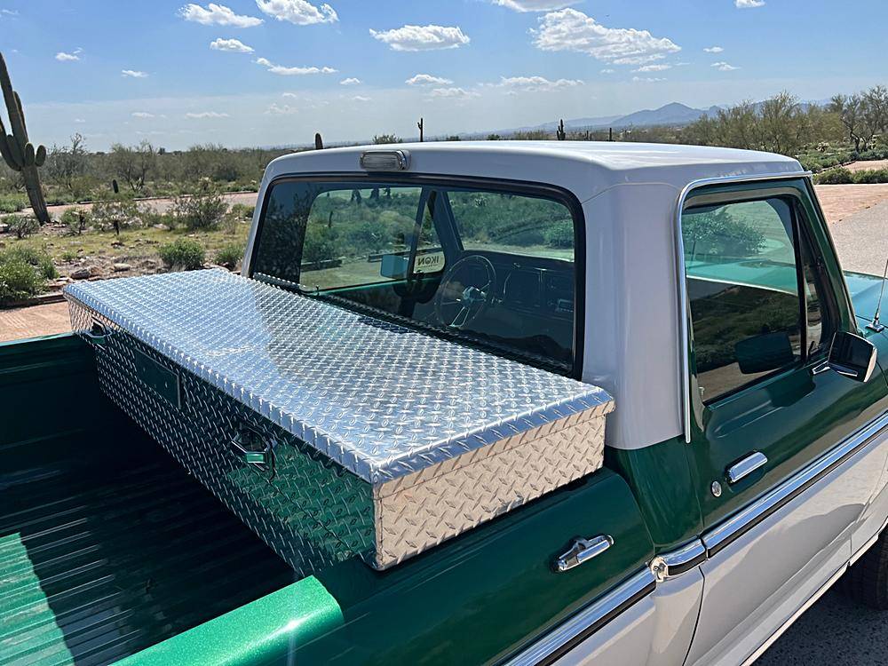 Ford-f250-1973-green-16