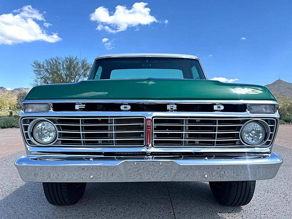 Ford-f250-1973-green-3