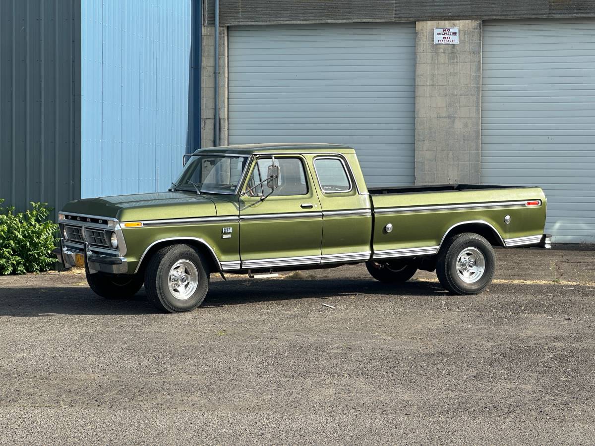 Ford-f250-1976-green-2