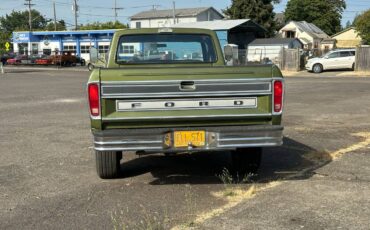 Ford-f250-1976-green-5