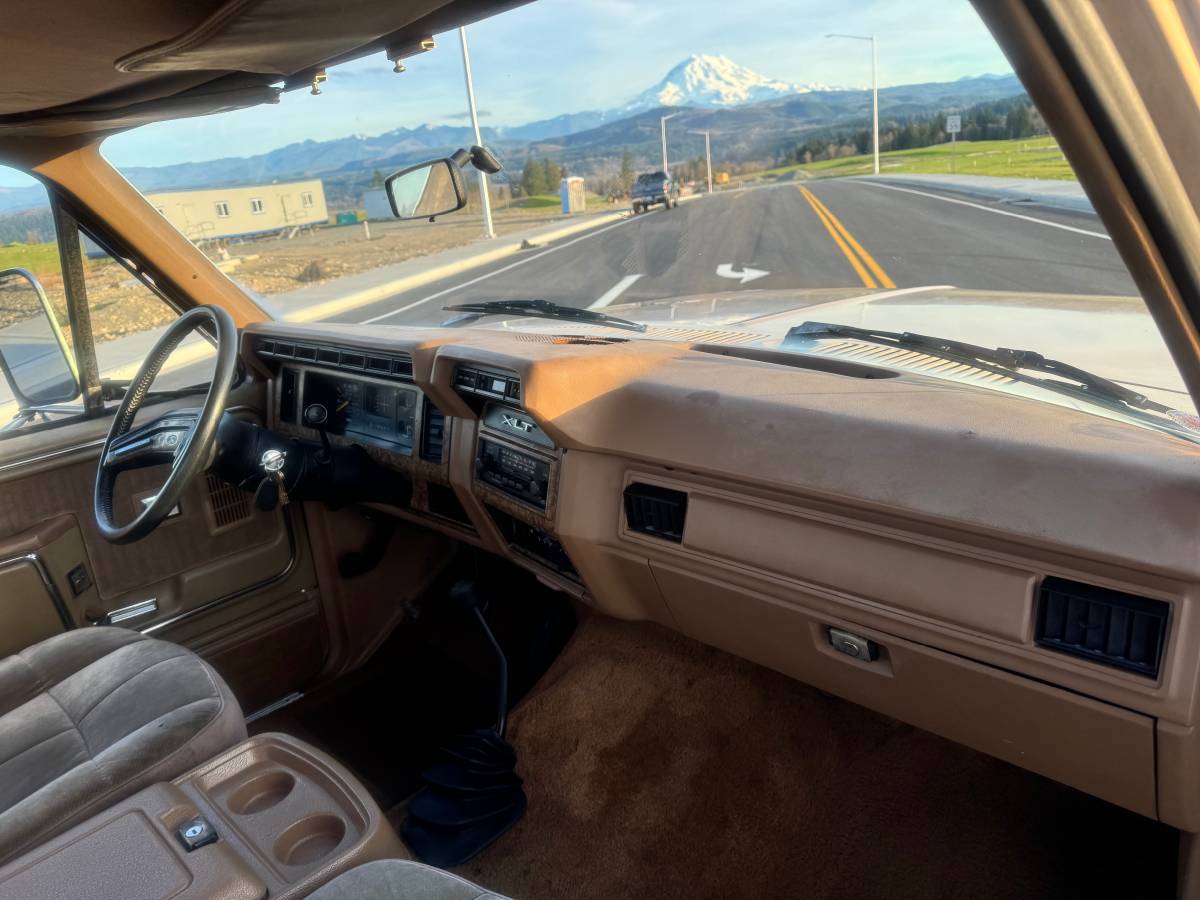 Ford-f250-1986-brown-13