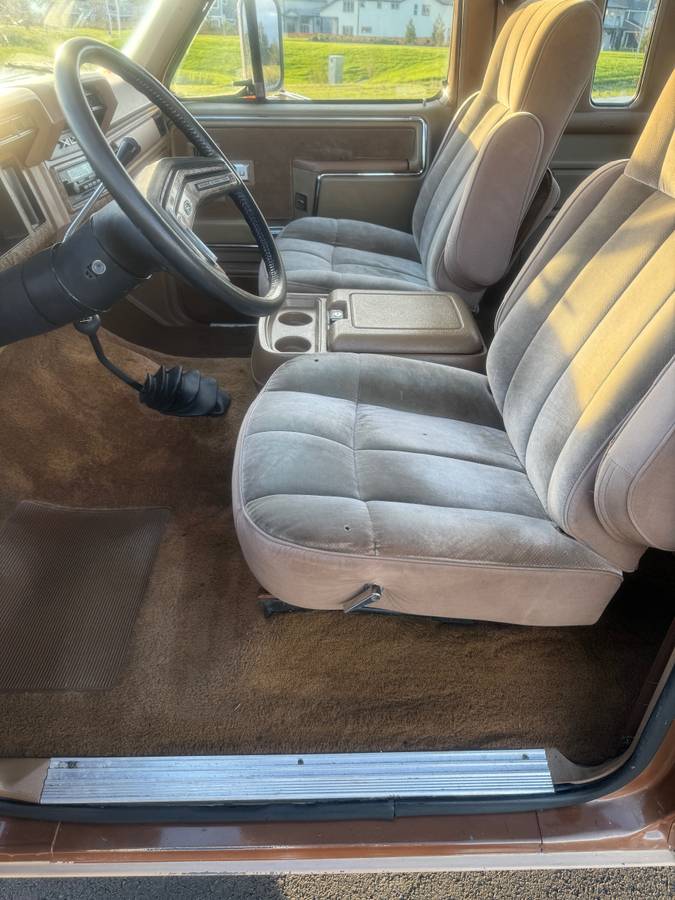 Ford-f250-1986-brown-8