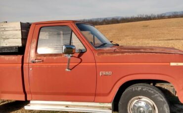 Ford-f250-1986-red-1